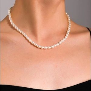 Pearl necklace